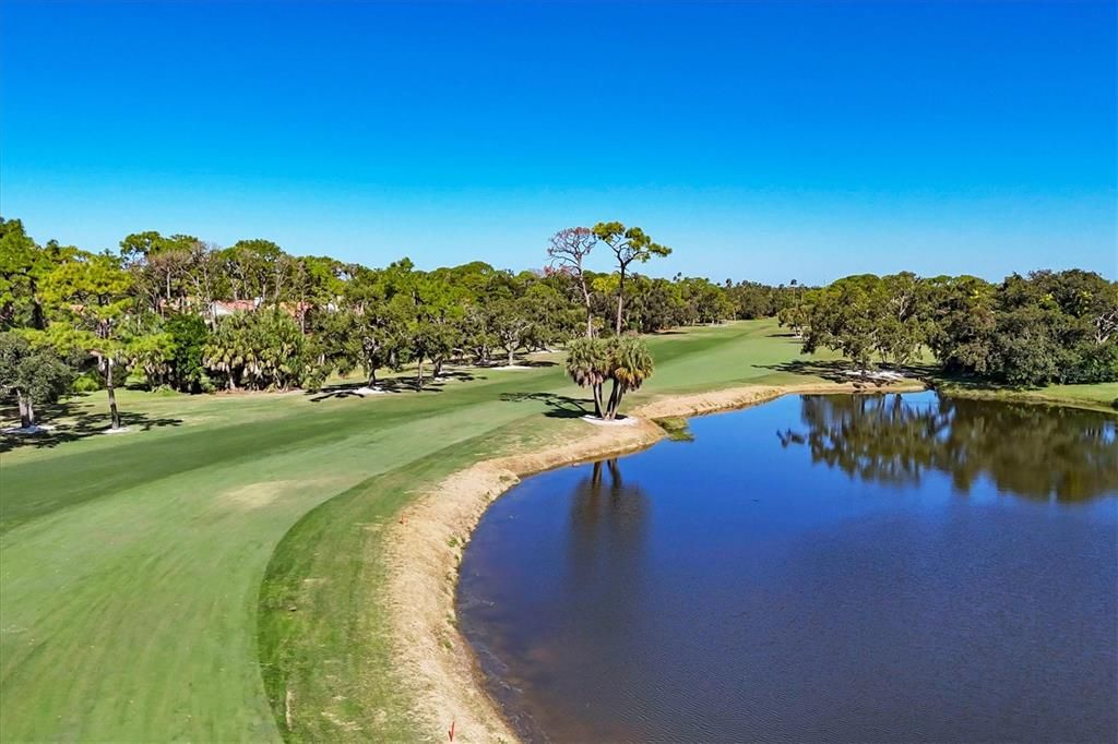 For Sale: $472,500 (2 beds, 2 baths, 1956 Square Feet)