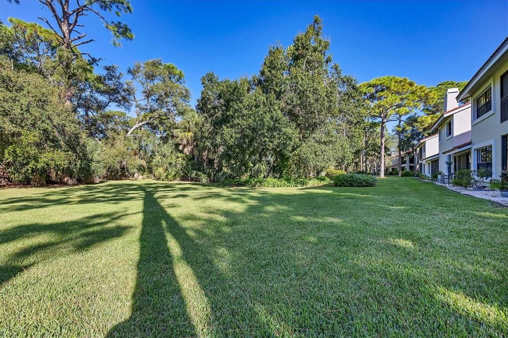 For Sale: $472,500 (2 beds, 2 baths, 1956 Square Feet)