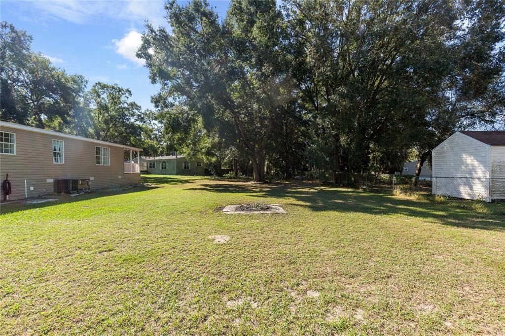 На продажу: $229,900 (3 спален, 2 ванн, 1296 Квадратных фут)