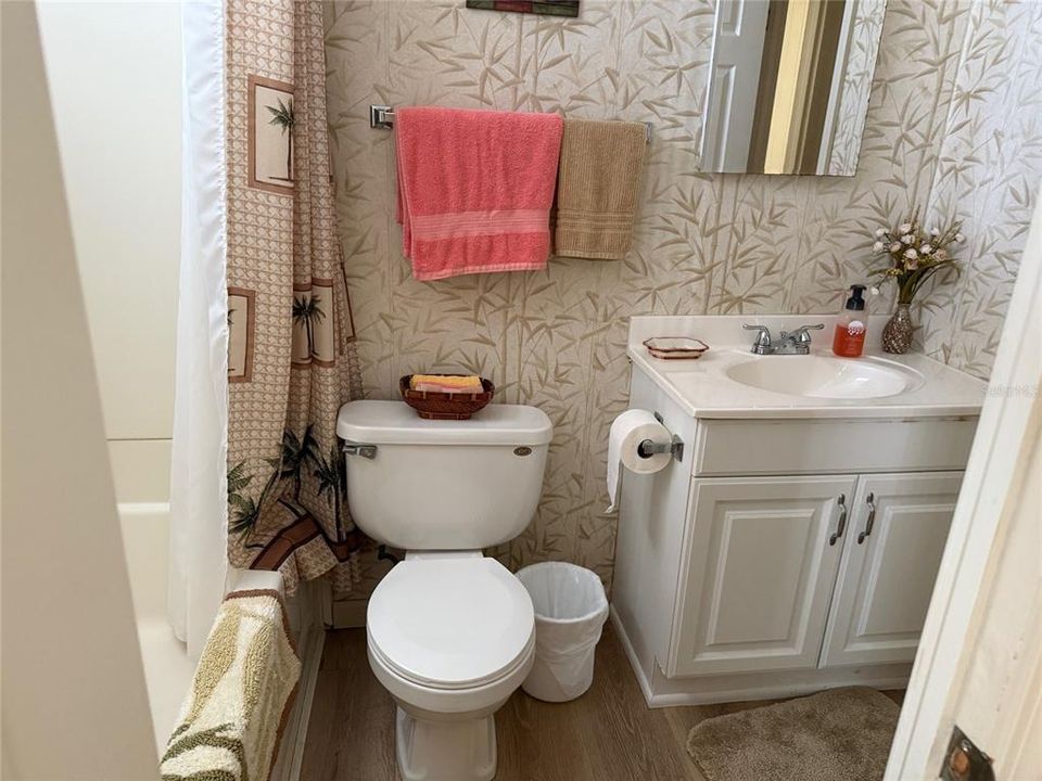 待售: $144,999 (2 贝兹, 1 浴室, 720 平方英尺)