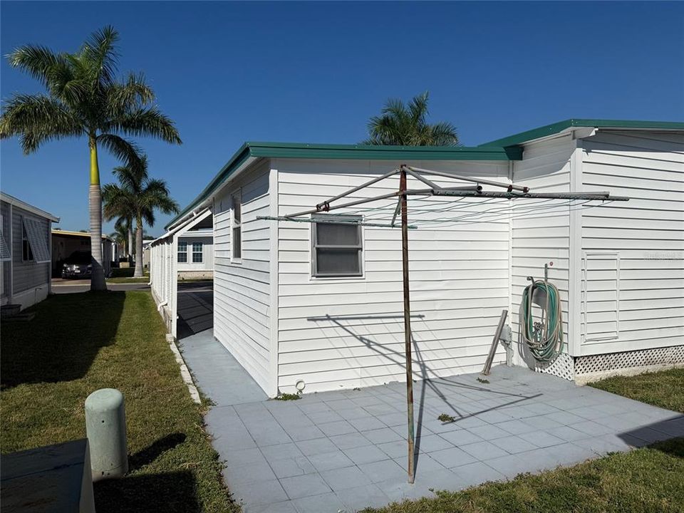 待售: $144,999 (2 贝兹, 1 浴室, 720 平方英尺)