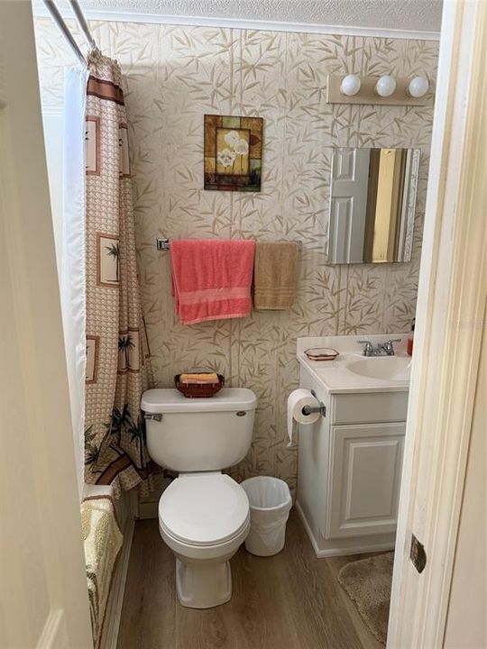 待售: $144,999 (2 贝兹, 1 浴室, 720 平方英尺)