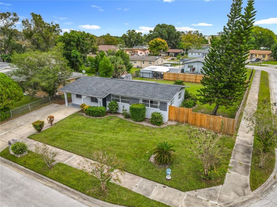 Под контрактом: $265,000 (4 спален, 1 ванн, 1144 Квадратных фут)