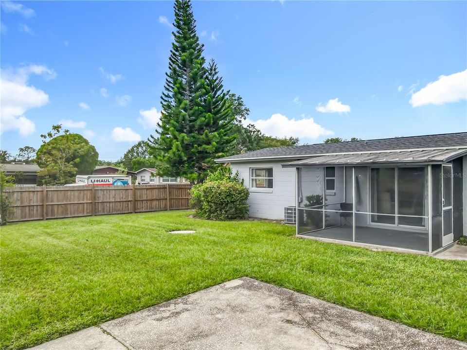 Под контрактом: $265,000 (4 спален, 1 ванн, 1144 Квадратных фут)