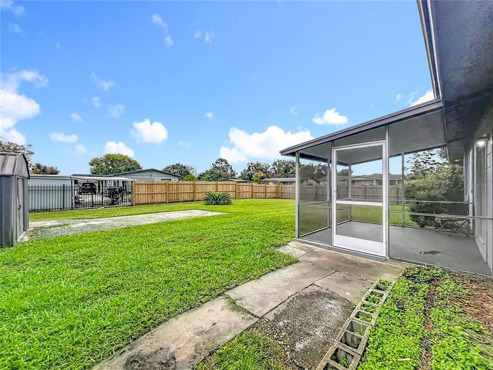 Под контрактом: $265,000 (4 спален, 1 ванн, 1144 Квадратных фут)