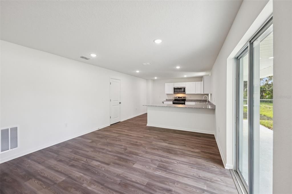 Active With Contract: $275,000 (4 beds, 2 baths, 2067 Square Feet)