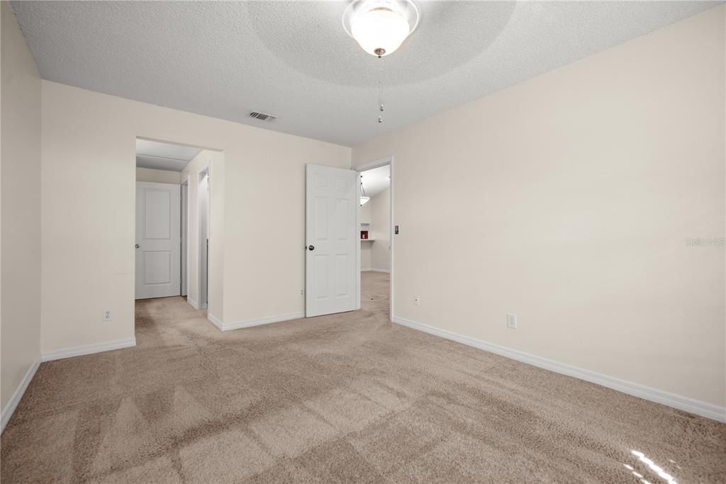 待售: $315,000 (2 贝兹, 2 浴室, 1013 平方英尺)