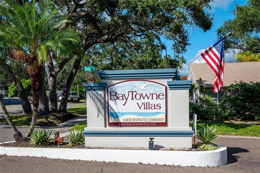 待售: $315,000 (2 贝兹, 2 浴室, 1013 平方英尺)