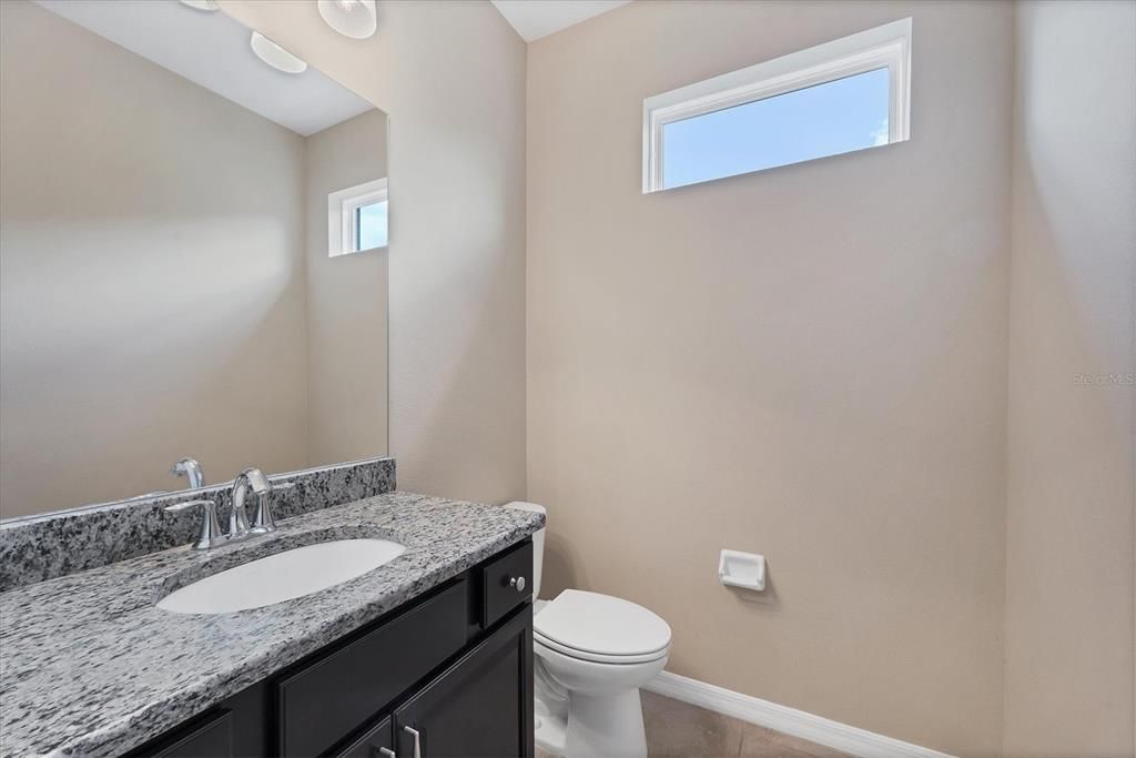 合同活跃: $595,000 (3 贝兹, 2 浴室, 2623 平方英尺)