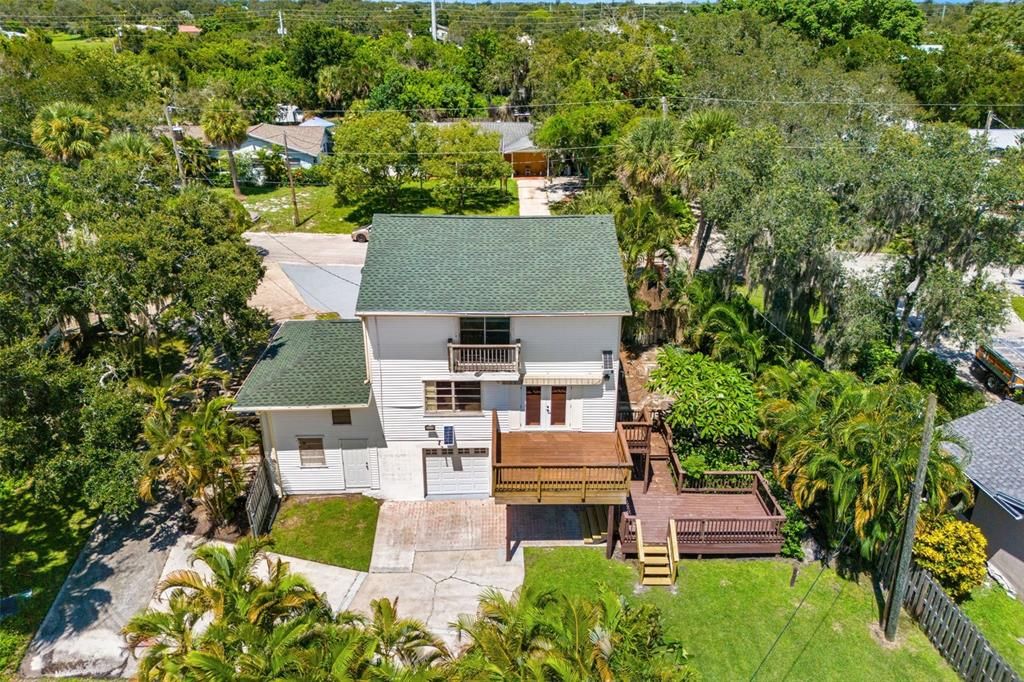 Activo con contrato: $448,900 (4 camas, 3 baños, 1680 Pies cuadrados)