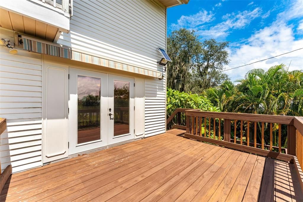 Activo con contrato: $448,900 (4 camas, 3 baños, 1680 Pies cuadrados)