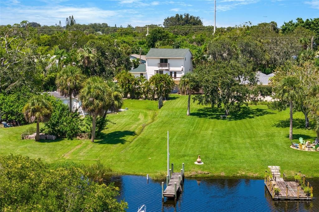 Activo con contrato: $448,900 (4 camas, 3 baños, 1680 Pies cuadrados)