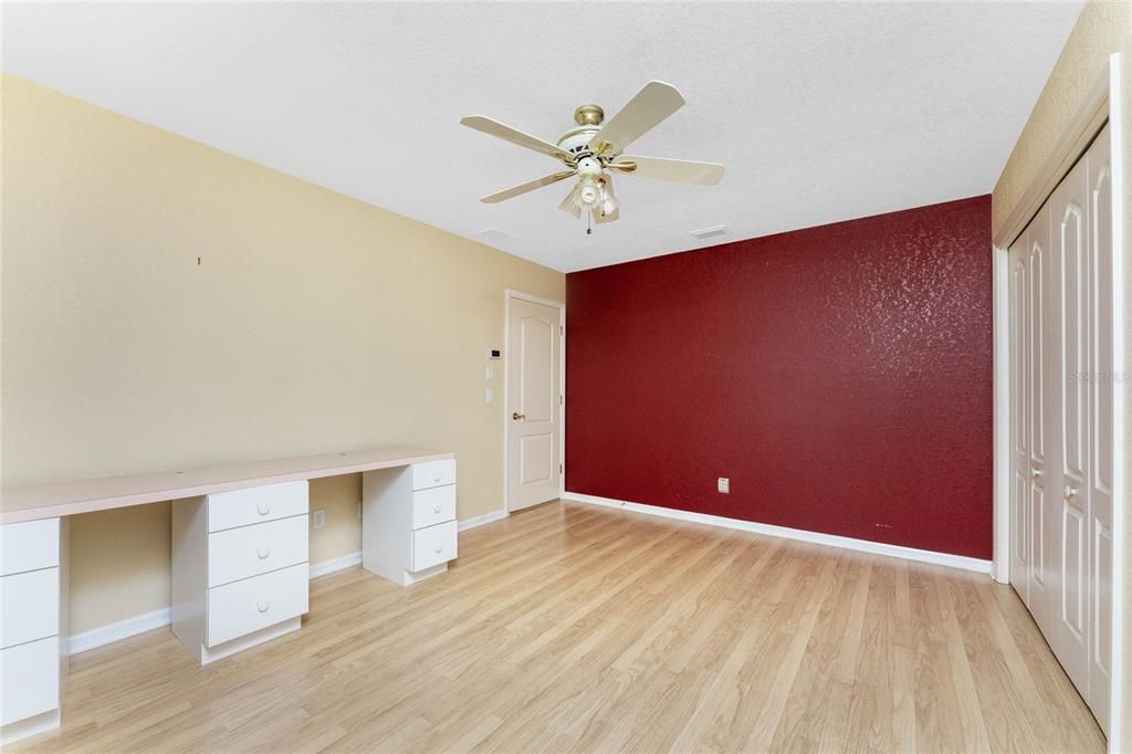 待售: $1,400,000 (3 贝兹, 2 浴室, 2488 平方英尺)