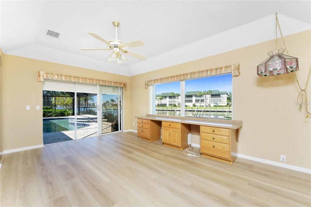 待售: $1,400,000 (3 贝兹, 2 浴室, 2488 平方英尺)