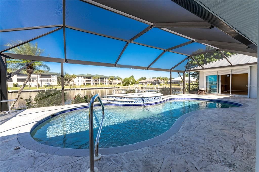 待售: $1,400,000 (3 贝兹, 2 浴室, 2488 平方英尺)