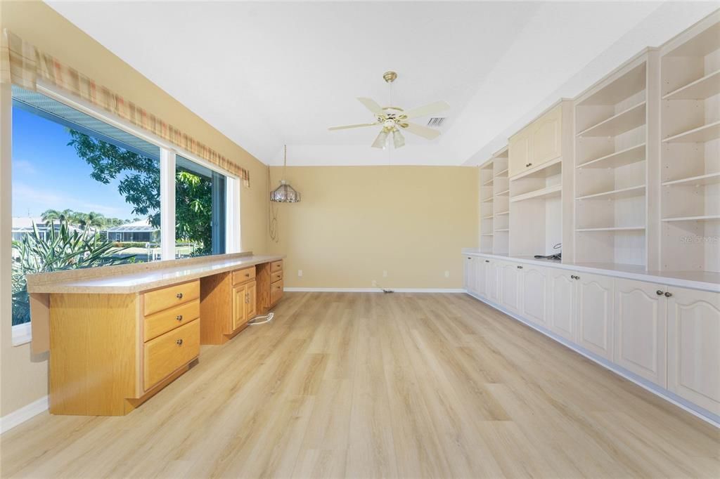 待售: $1,400,000 (3 贝兹, 2 浴室, 2488 平方英尺)