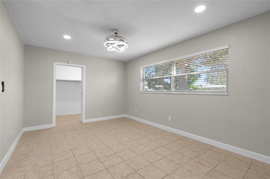 For Rent: $3,650 (4 beds, 2 baths, 2208 Square Feet)