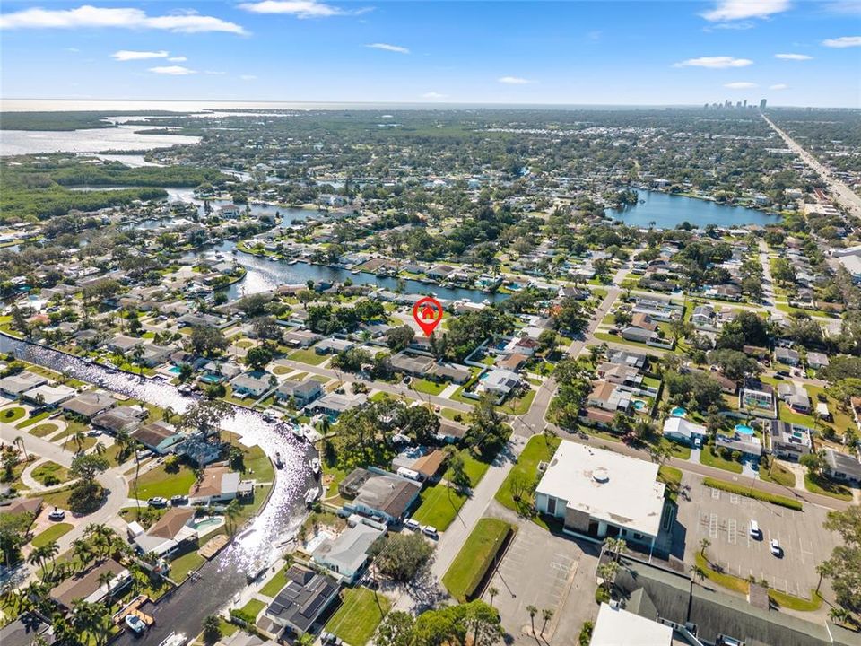 For Rent: $3,650 (4 beds, 2 baths, 2208 Square Feet)