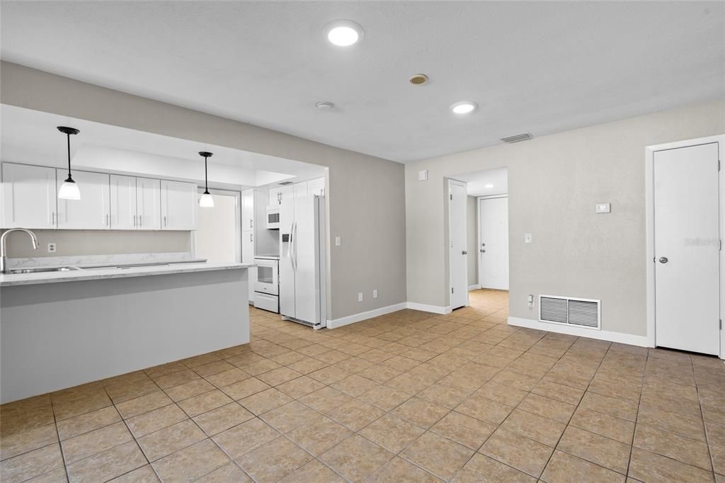 For Rent: $3,650 (4 beds, 2 baths, 2208 Square Feet)