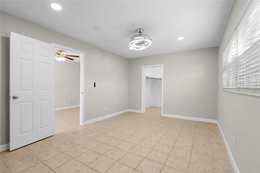 For Rent: $3,650 (4 beds, 2 baths, 2208 Square Feet)