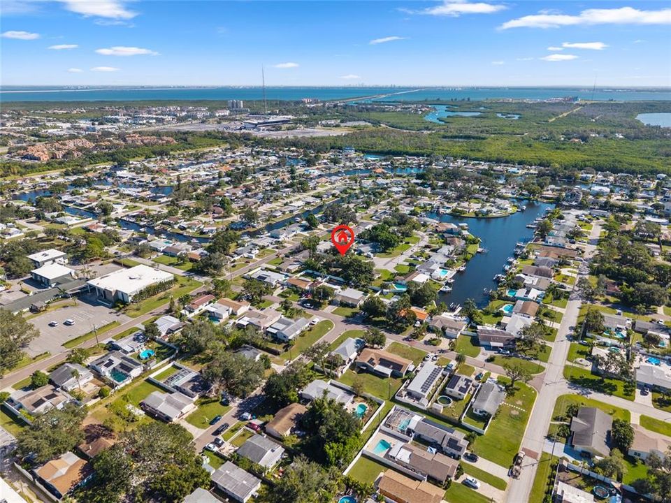 For Rent: $3,650 (4 beds, 2 baths, 2208 Square Feet)