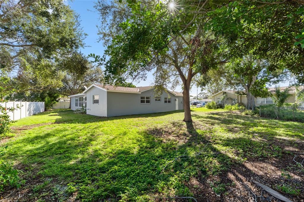 For Rent: $3,650 (4 beds, 2 baths, 2208 Square Feet)