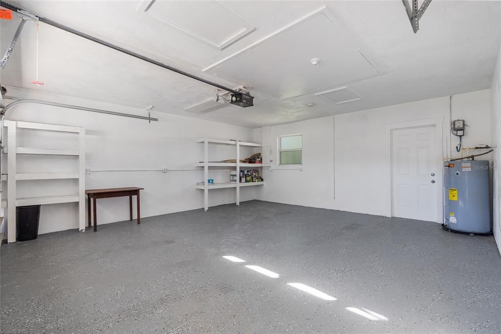 For Rent: $3,650 (4 beds, 2 baths, 2208 Square Feet)