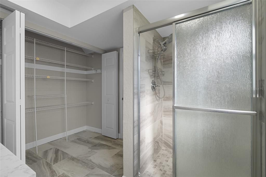 For Rent: $3,650 (4 beds, 2 baths, 2208 Square Feet)