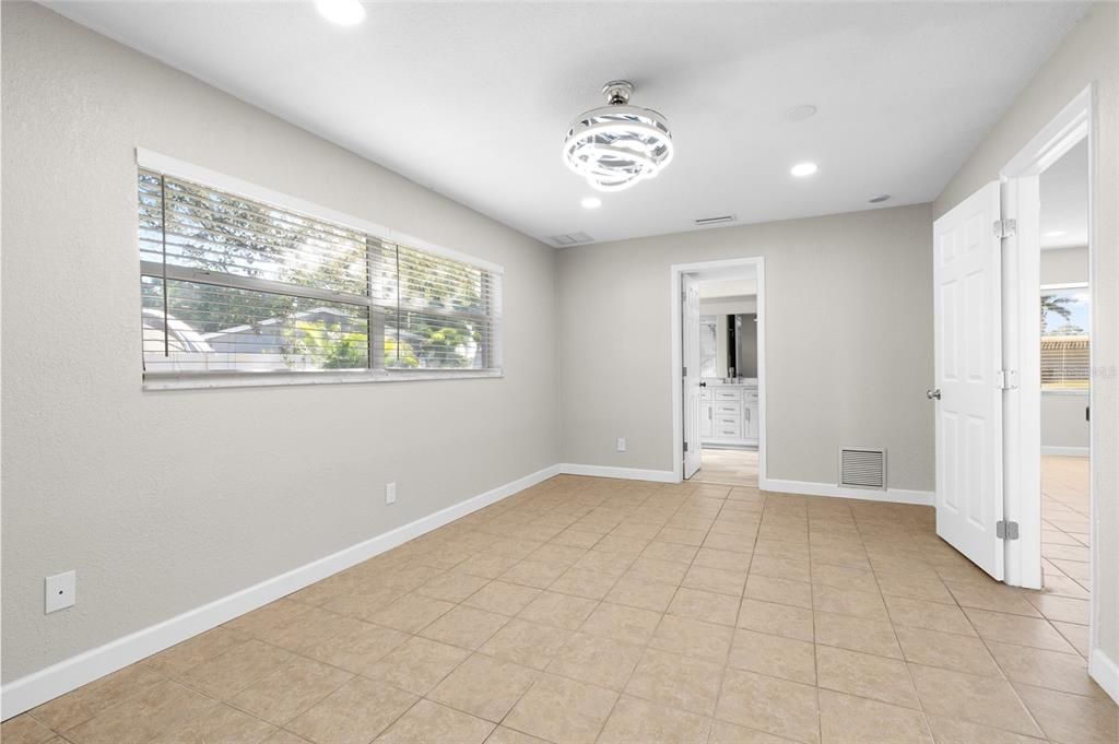 For Rent: $3,650 (4 beds, 2 baths, 2208 Square Feet)