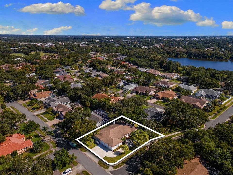 Active With Contract: $800,000 (4 beds, 3 baths, 3648 Square Feet)