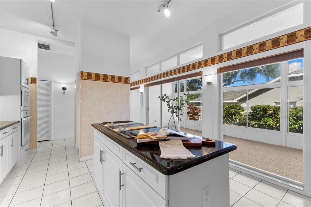 Active With Contract: $800,000 (4 beds, 3 baths, 3648 Square Feet)