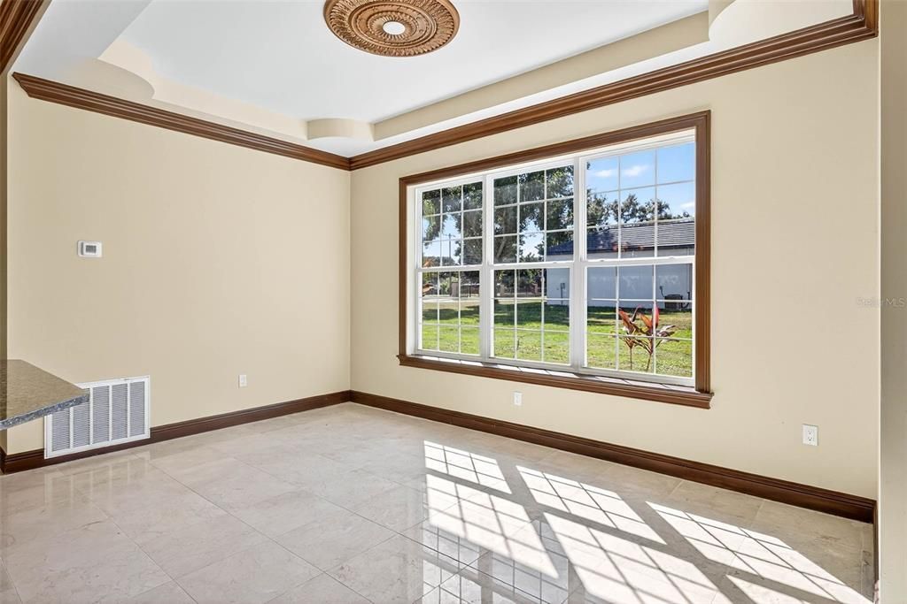 待售: $3,200,000 (6 贝兹, 6 浴室, 7500 平方英尺)