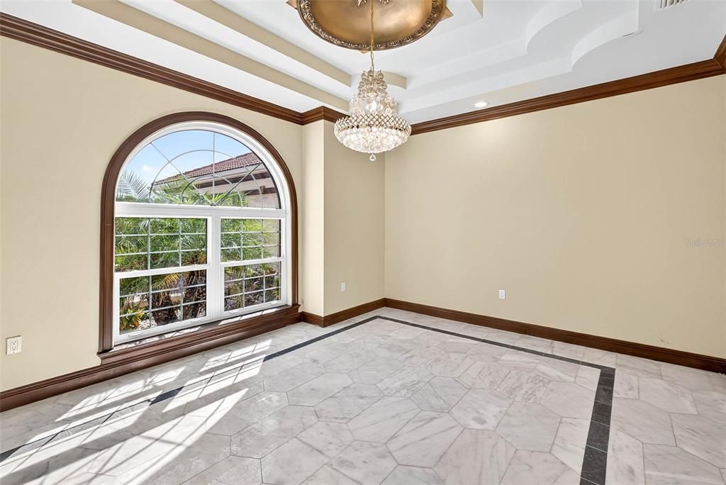 待售: $3,200,000 (6 贝兹, 6 浴室, 7500 平方英尺)