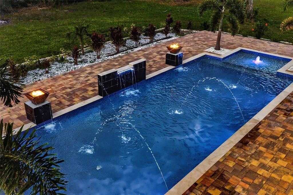 待售: $3,200,000 (6 贝兹, 6 浴室, 7500 平方英尺)