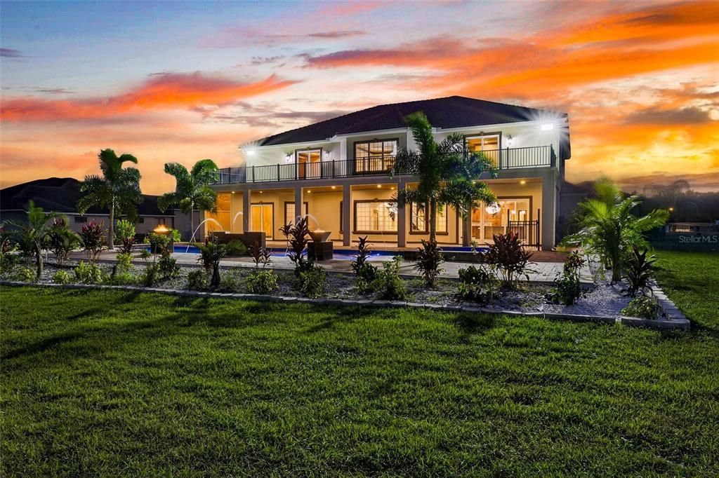 待售: $3,200,000 (6 贝兹, 6 浴室, 7500 平方英尺)