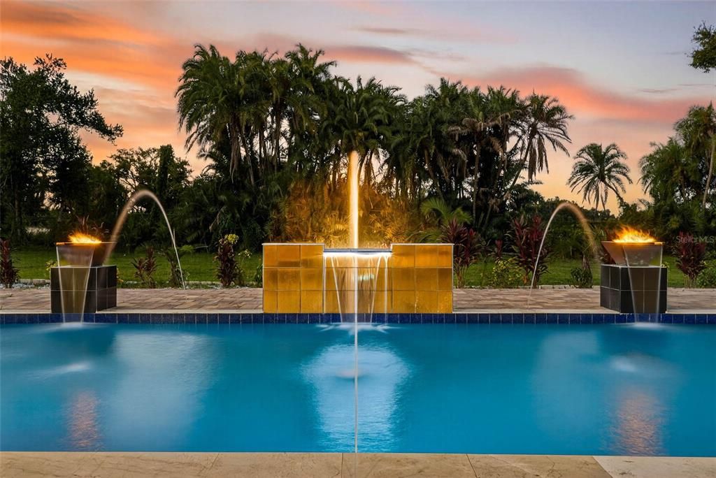 待售: $3,200,000 (6 贝兹, 6 浴室, 7500 平方英尺)