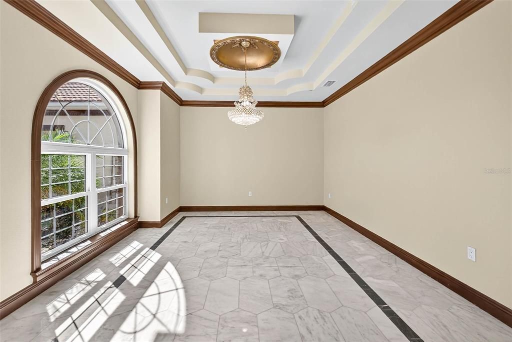 待售: $3,200,000 (6 贝兹, 6 浴室, 7500 平方英尺)