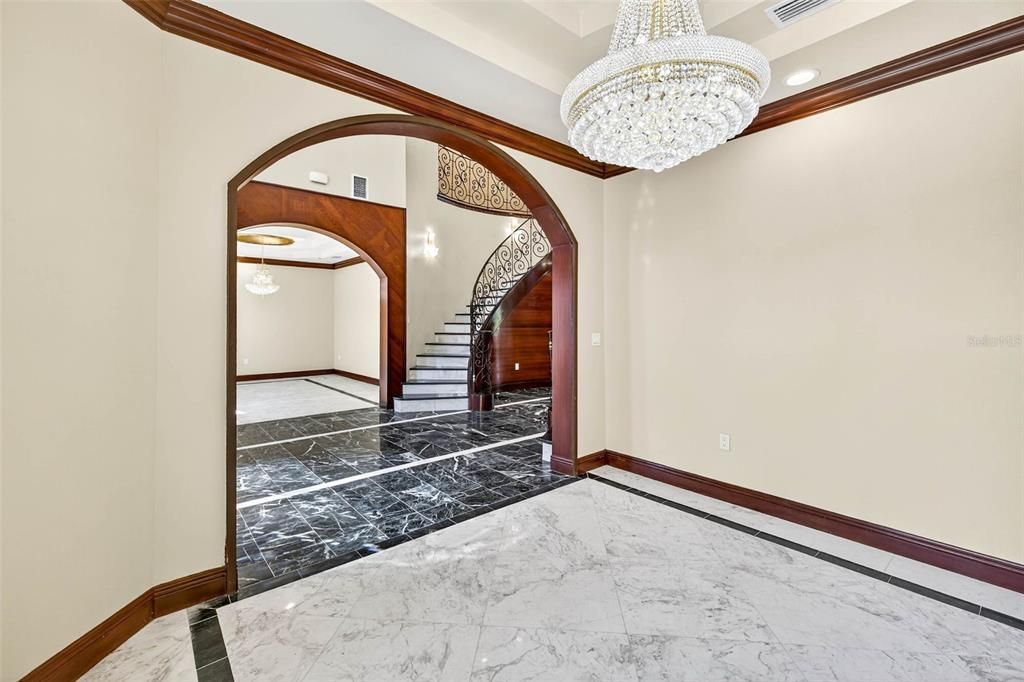 待售: $3,200,000 (6 贝兹, 6 浴室, 7500 平方英尺)