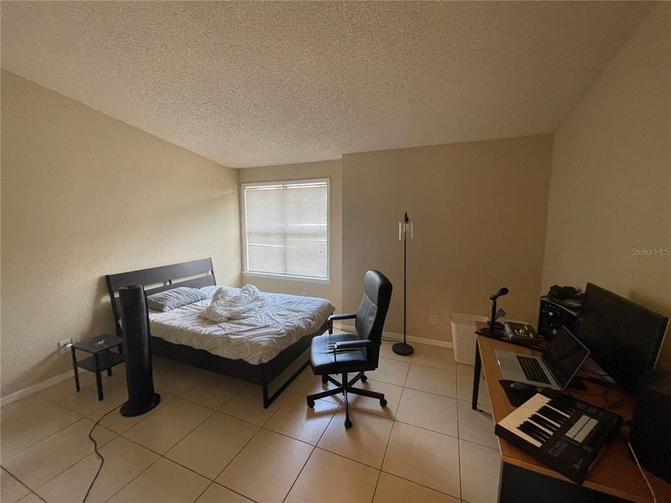 В аренду: $1,299 (1 спален, 1 ванн, 749 Квадратных фут)