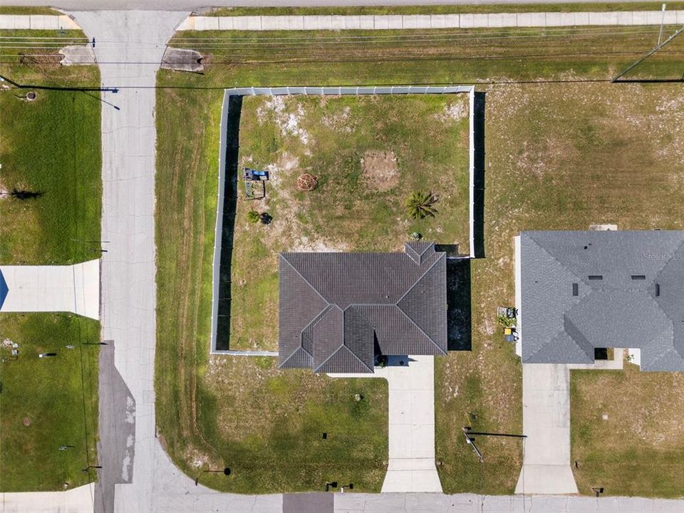 For Sale: $305,900 (3 beds, 2 baths, 1325 Square Feet)