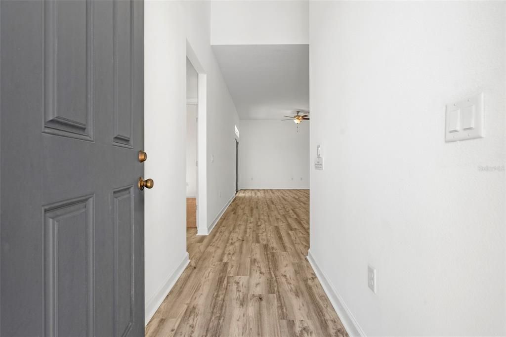 For Sale: $305,900 (3 beds, 2 baths, 1325 Square Feet)