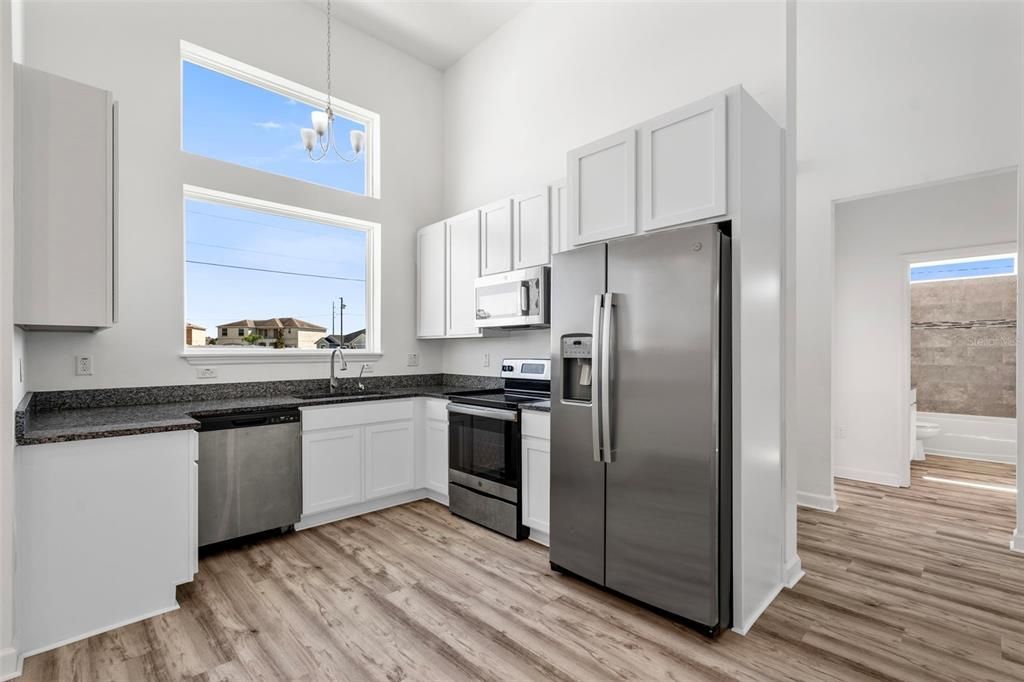 For Sale: $305,900 (3 beds, 2 baths, 1325 Square Feet)