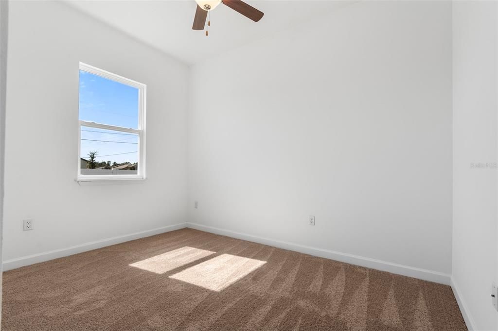 For Sale: $305,900 (3 beds, 2 baths, 1325 Square Feet)