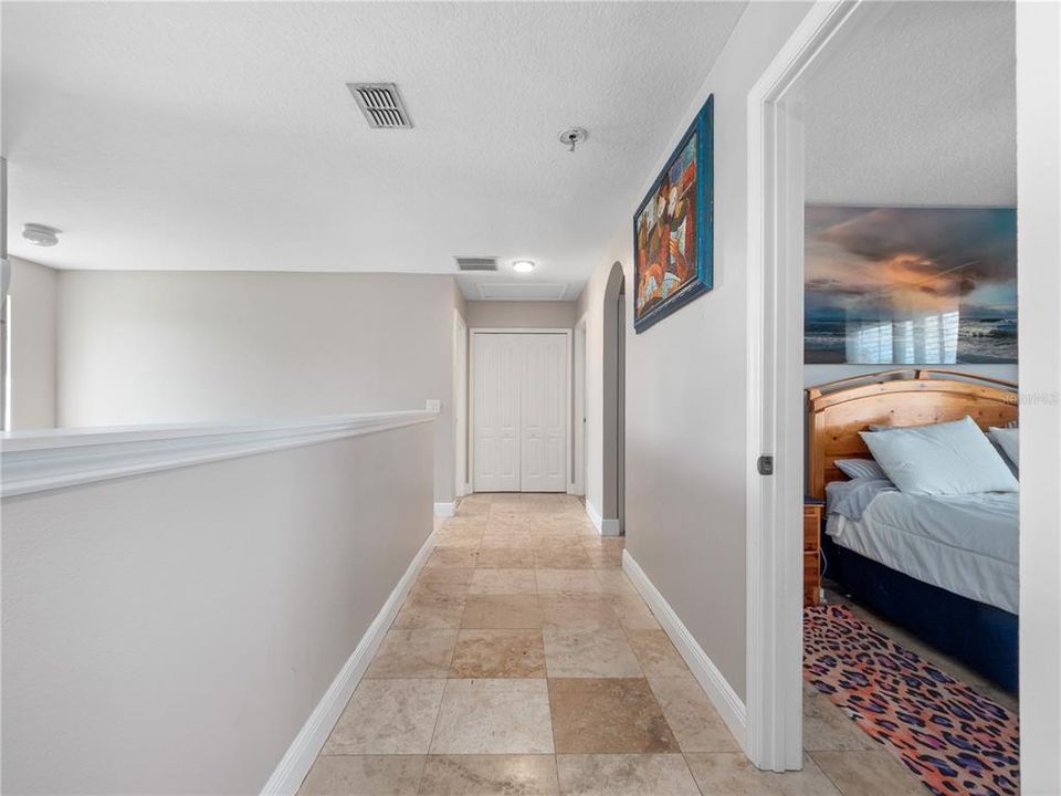 For Sale: $454,000 (5 beds, 3 baths, 2800 Square Feet)