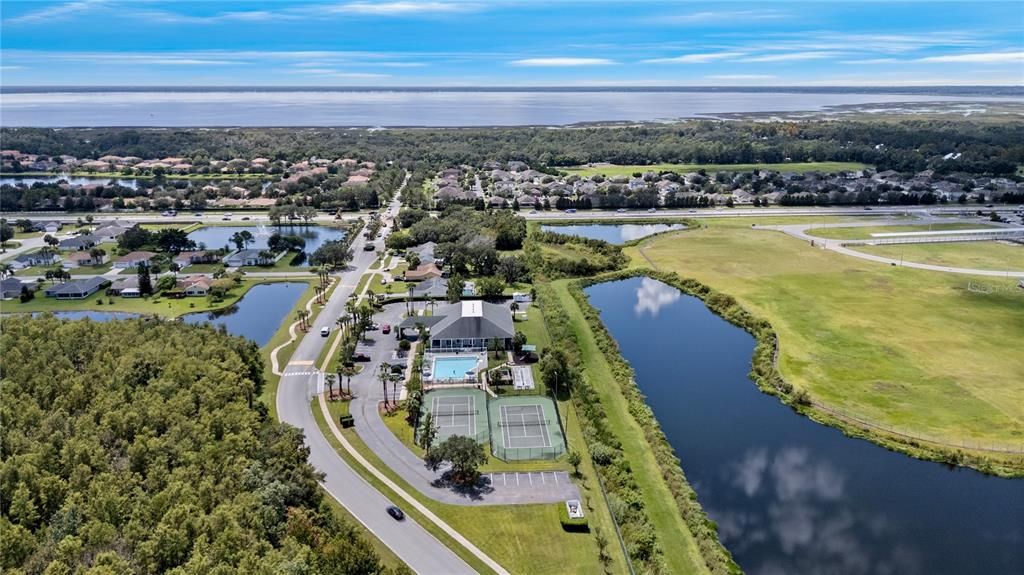 For Sale: $454,000 (5 beds, 3 baths, 2800 Square Feet)