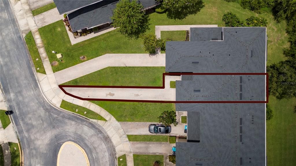 Activo con contrato: $2,150 (3 camas, 2 baños, 1759 Pies cuadrados)