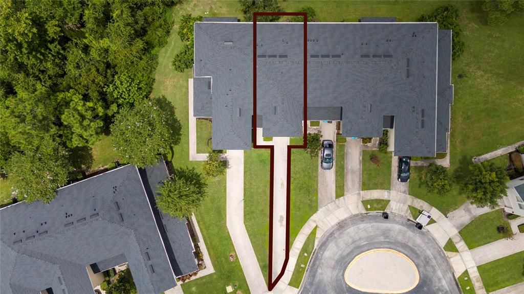 Activo con contrato: $2,150 (3 camas, 2 baños, 1759 Pies cuadrados)