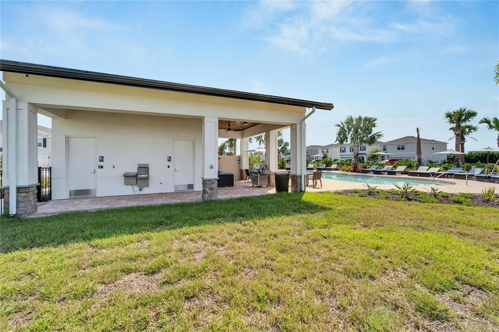 For Rent: $2,550 (3 beds, 2 baths, 1674 Square Feet)