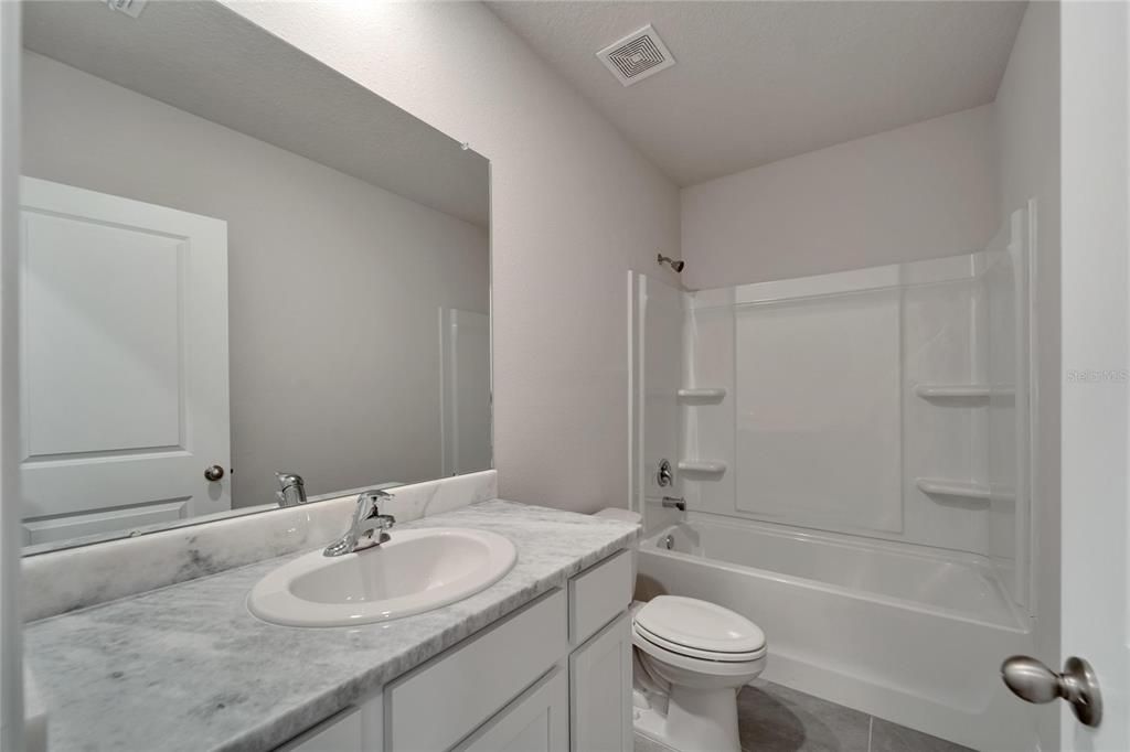 For Rent: $2,550 (3 beds, 2 baths, 1674 Square Feet)