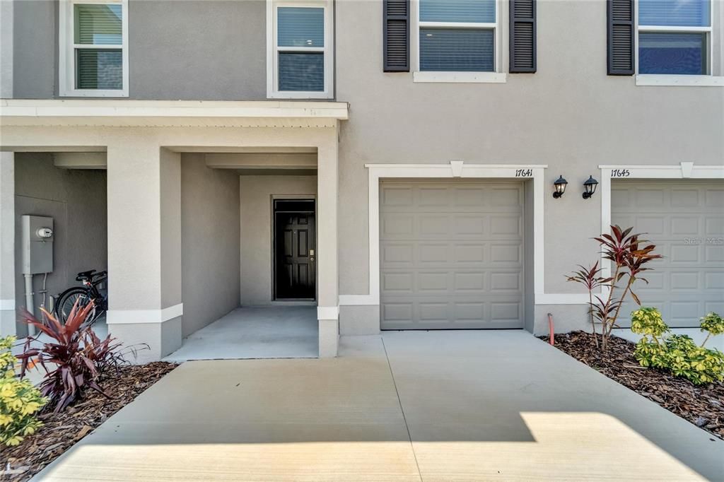 For Rent: $2,550 (3 beds, 2 baths, 1674 Square Feet)